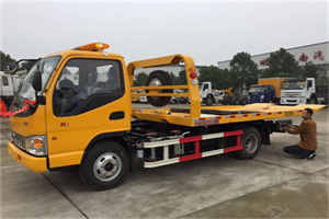 松潘哪里有拖车服务